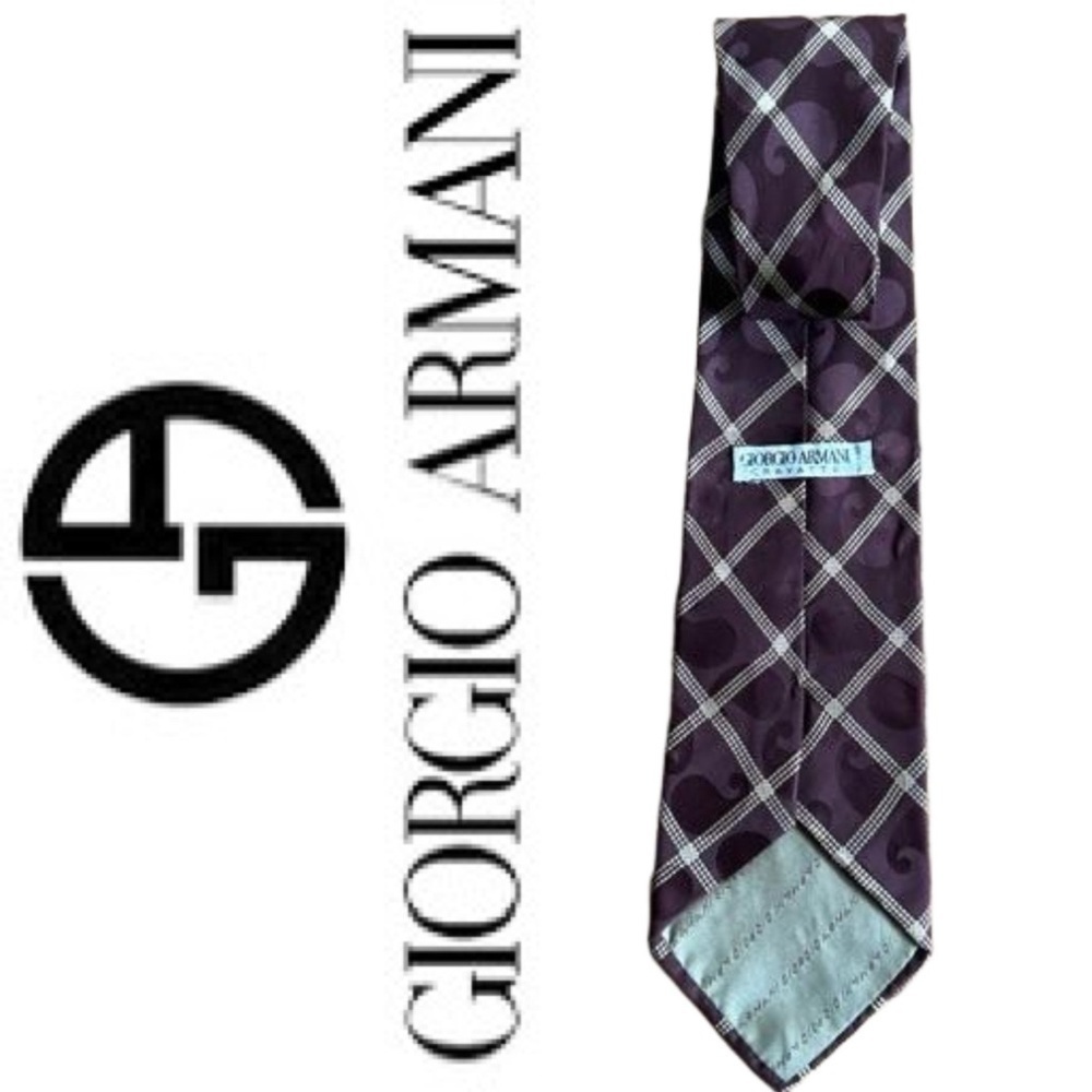 Giorgio Armani silk tie wine color with gold detail silk ⭐️ like new ⭐️